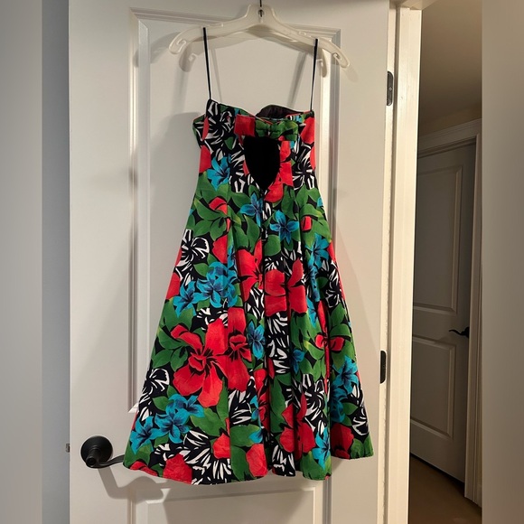 A.J. Bari Floral Hawaiian Sundress - Picture 2 of 12
